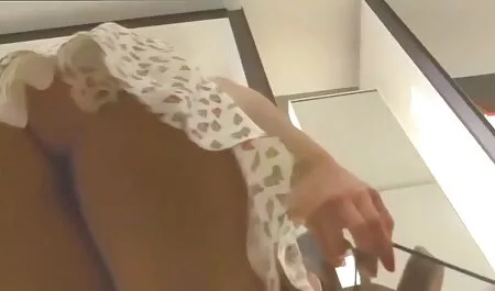 Después de burlarse del coño de las pelirrojas con su polla, xnxx español se la mete