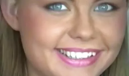 Lindas lesbianas juegan peliculas xnxx completas con sus coños