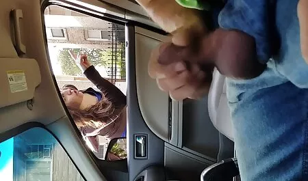 Primero le da un ojete enorme, luego peliculas completas xxx anal se corre en su lengua